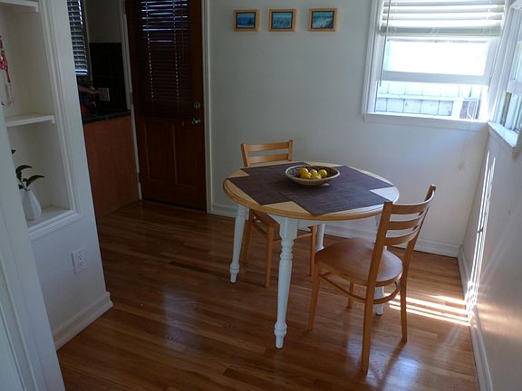 5th image of 2822 Montana Ave APT A