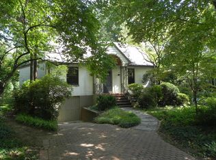 3837 N Upland St, Arlington, VA 22207