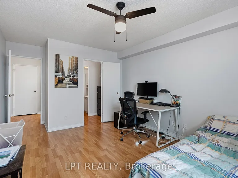 555 Brittany Dr #1112 — Photo 19