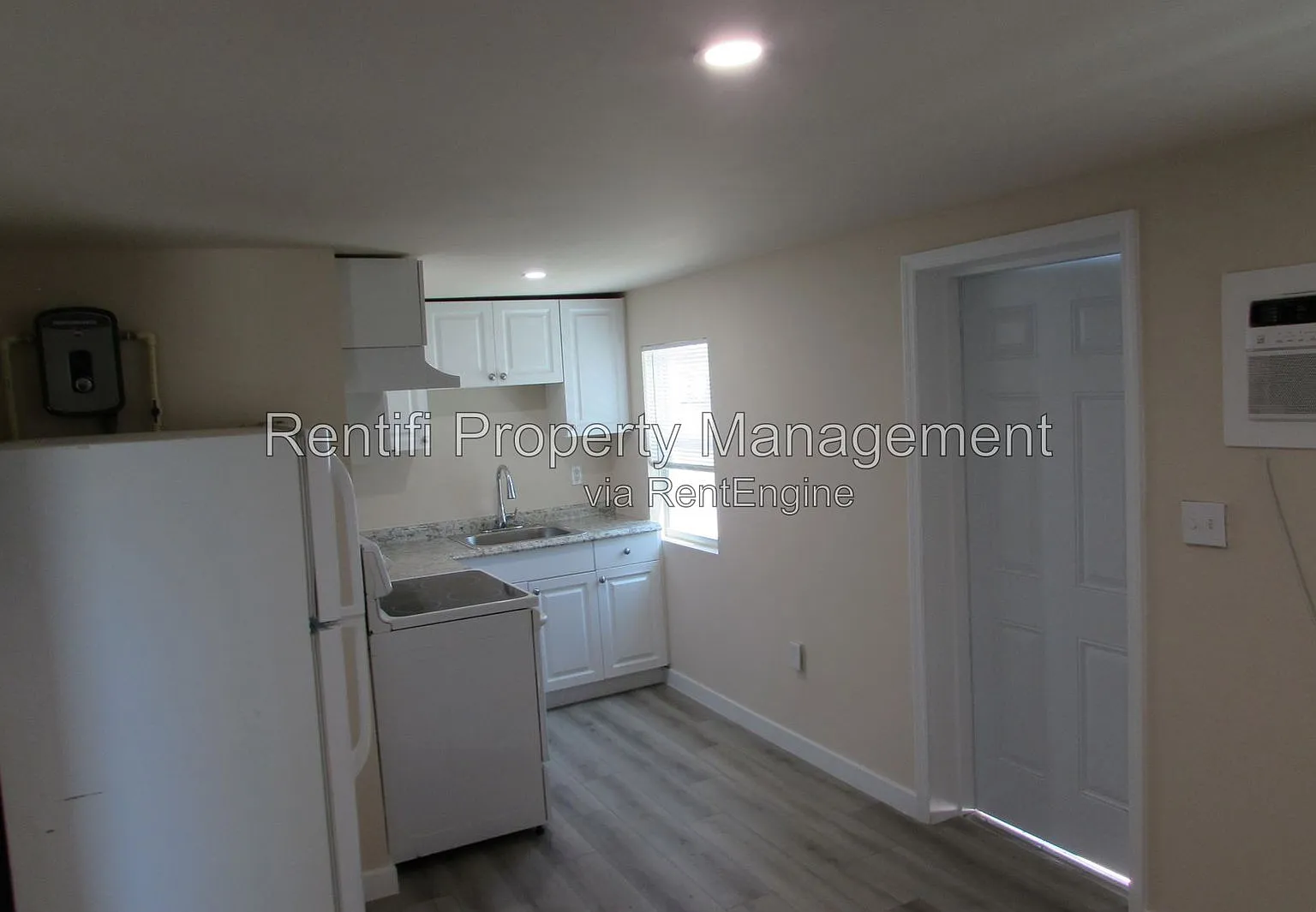 1 bed, 1.0 bath, 310 sqft, $950 — Photo 4