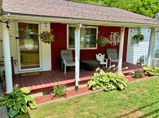 2013 Gulf Rd, Corinne, WV 25826