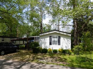 220 Yacht Club Ln, Hollister, MO 65672