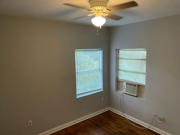 2832 Iola St #B — Photo 6