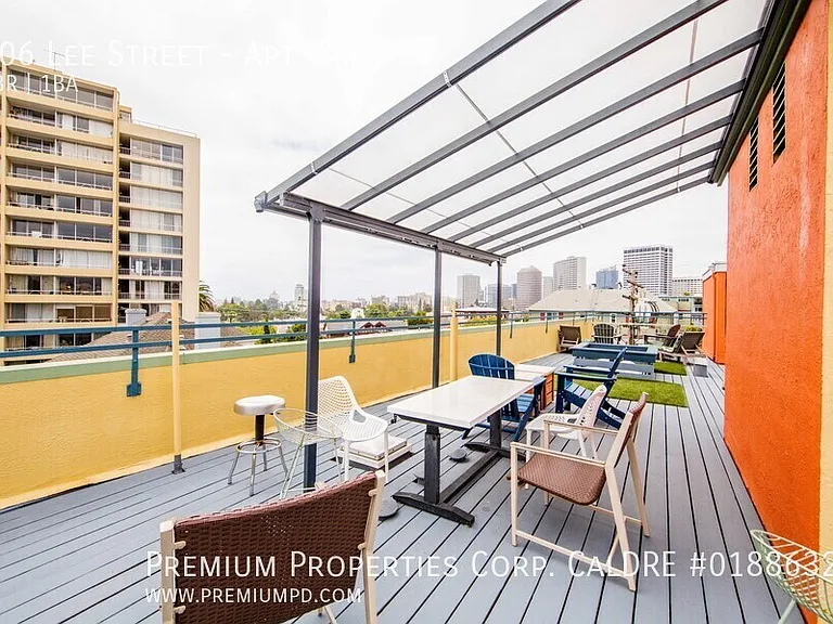 Bel Aire Apartments — Photo 20