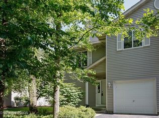 4216 Whitetail Ct, Joliet, IL 60431