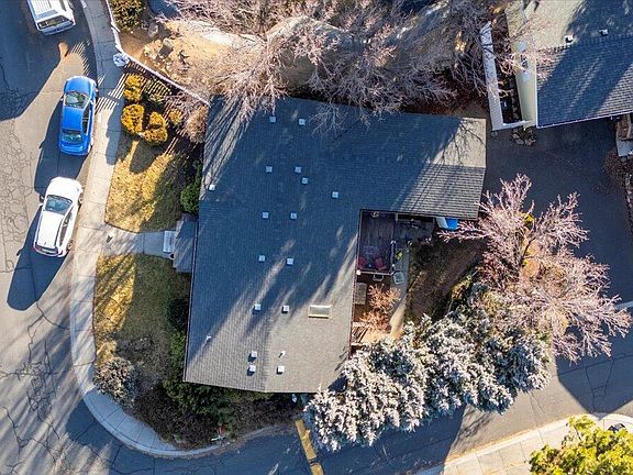 4th image of 2380 SW Phlox Pond Dr