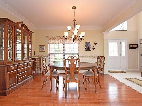 3rd image of 4128 Wenbrook Dr