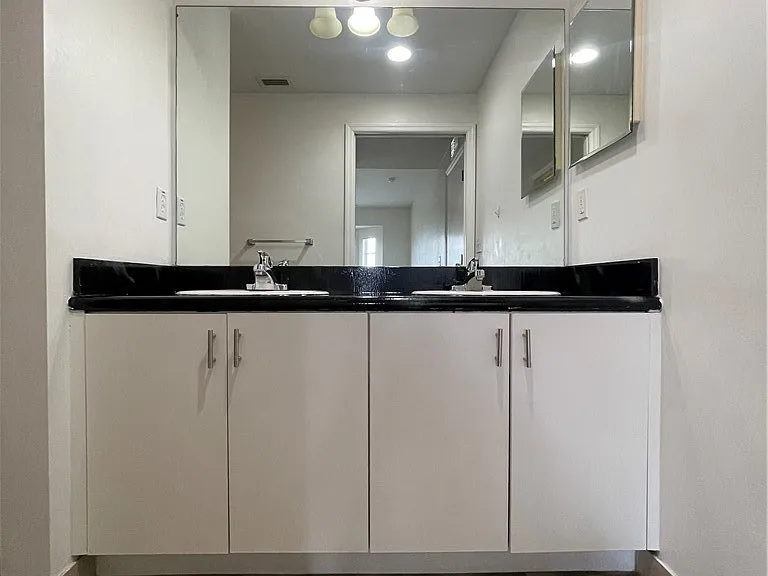 8555 Bernwood Cove Loop #112 — Photo 14