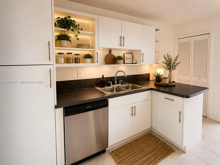 5810 W 18th Ln #101 — Photo 12