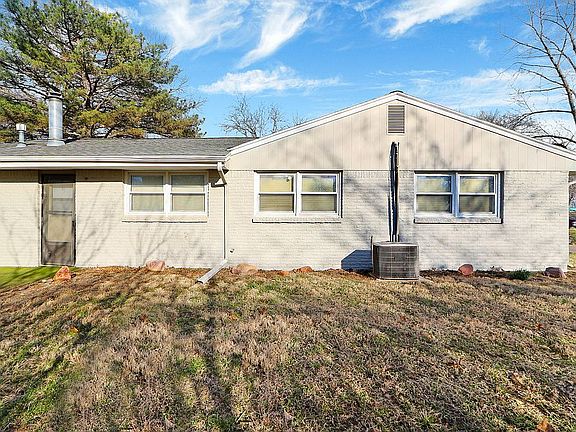 2nd image of 1741 Cassell Rd