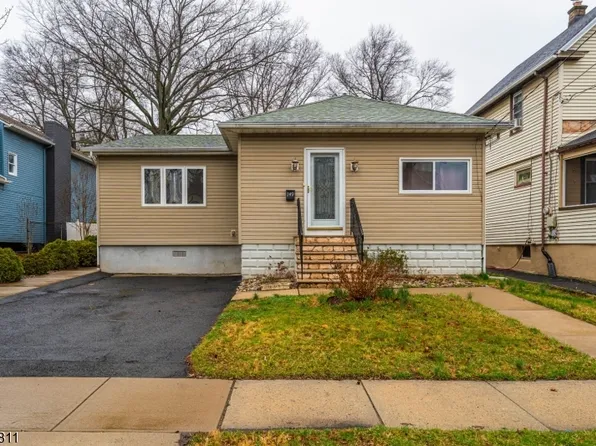 149 E 7Th Ave, Roselle Boro, NJ 07203