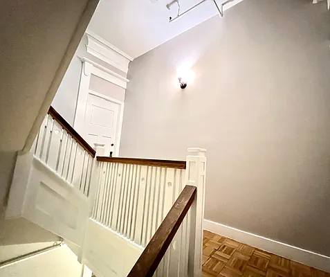 Rented by Mae Equities | media 19