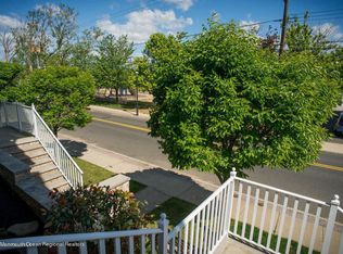 24 1st St, Keyport, NJ 07735