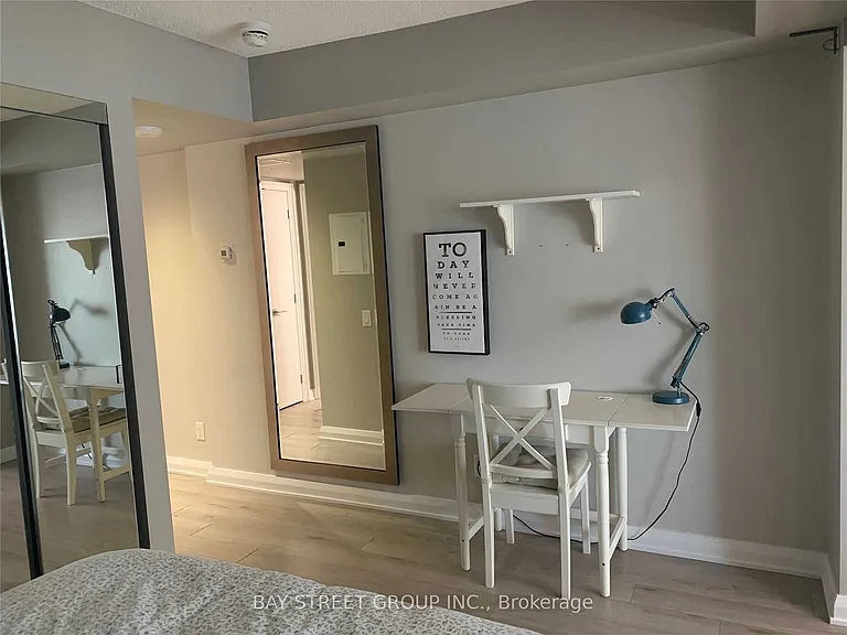 155 Yorkville Ave #1709 — Photo 6