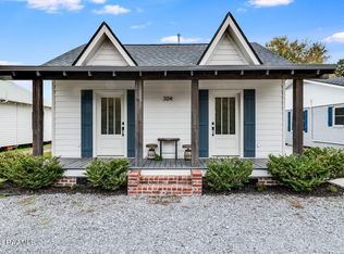 304 S Morgan Ave, Broussard, LA 70518