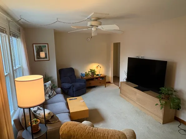 176 Cottage Grv #2, Burlington, VT 05408