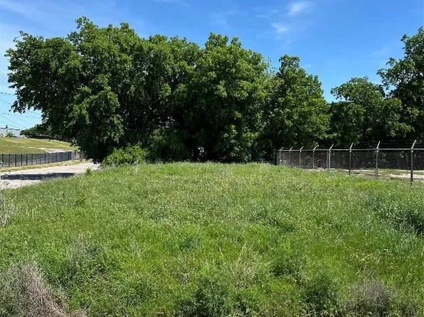 3718 Ross Ave, Fort Worth, TX 76106