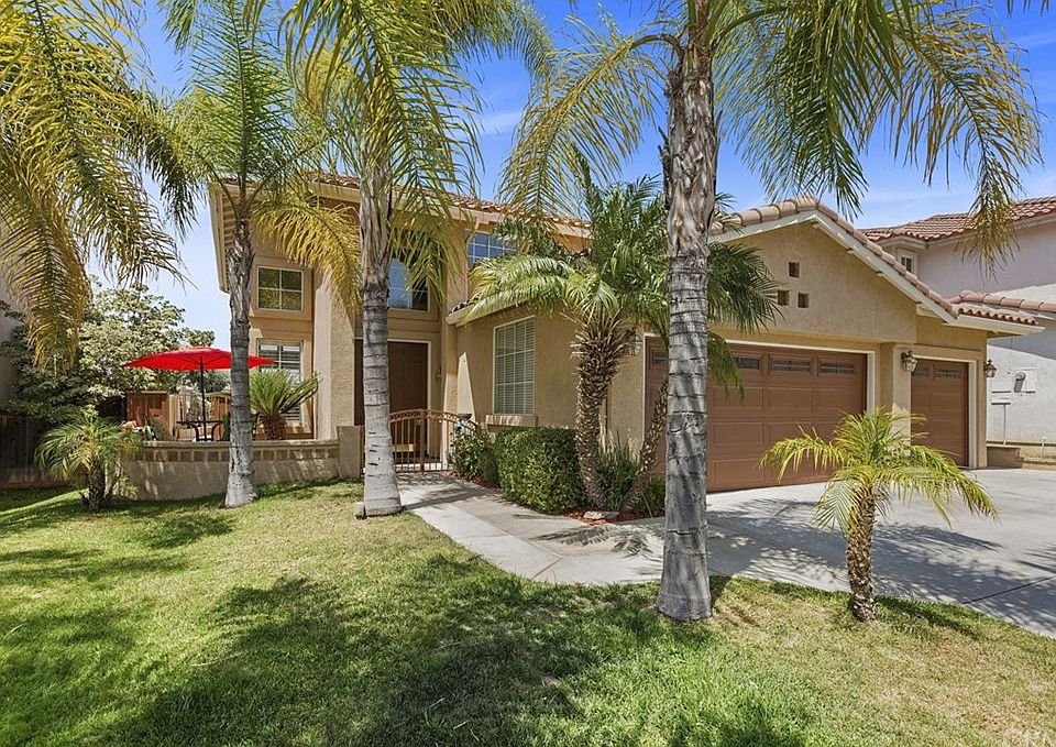 1st image of 27410 Ocean Dunes St