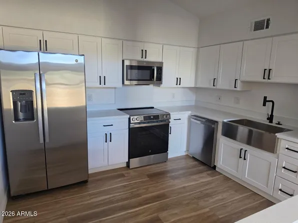 525 N MAY Street #9, Mesa, AZ 85201