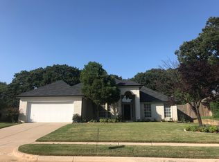 2611 Westwind Dr, Corinth, TX 76210