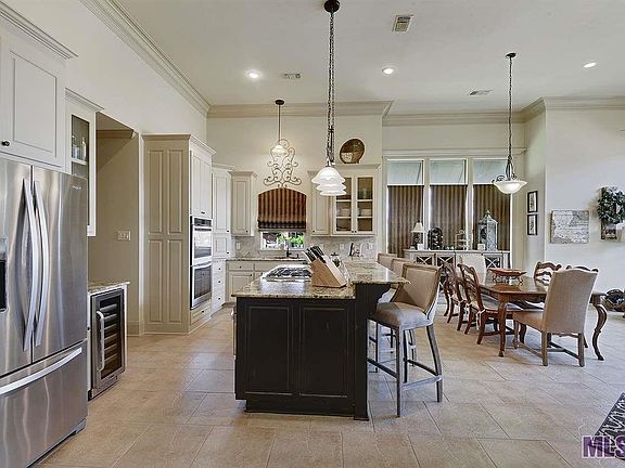 4th image of 18405 Lake Stream Dr