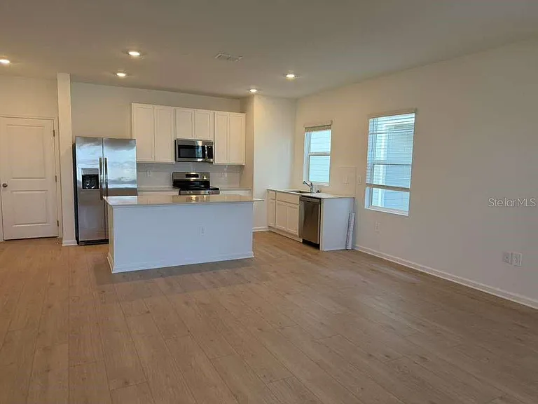 5195 Loyalty Dr — Photo 6