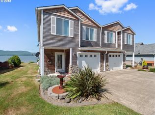 8560 Bayfront Ln, Bay City, OR
