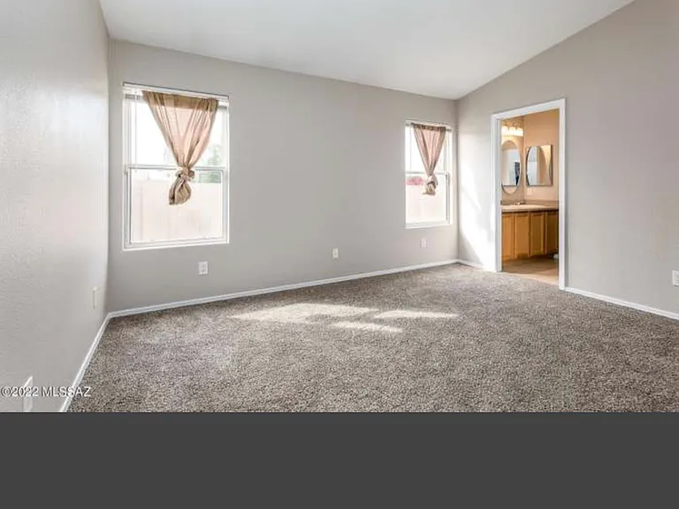 9430 E Stonehaven Way — Photo 5