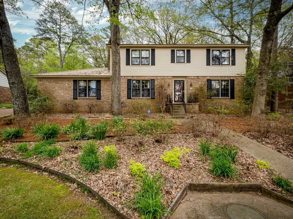 3103 Imperial Valley Dr, Little Rock, AR 72212