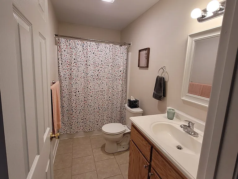 207 Watkins St — Photo 21