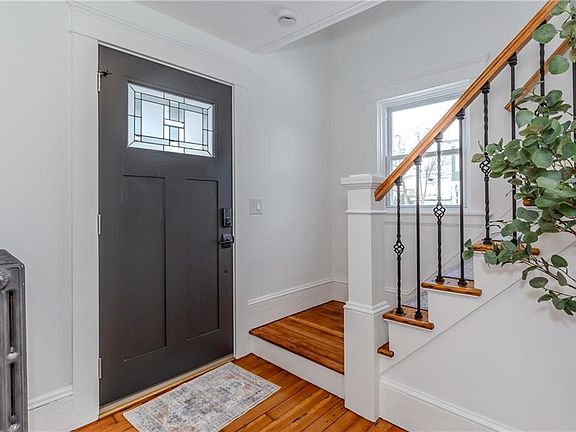 3rd image of 8 Lenox Ave