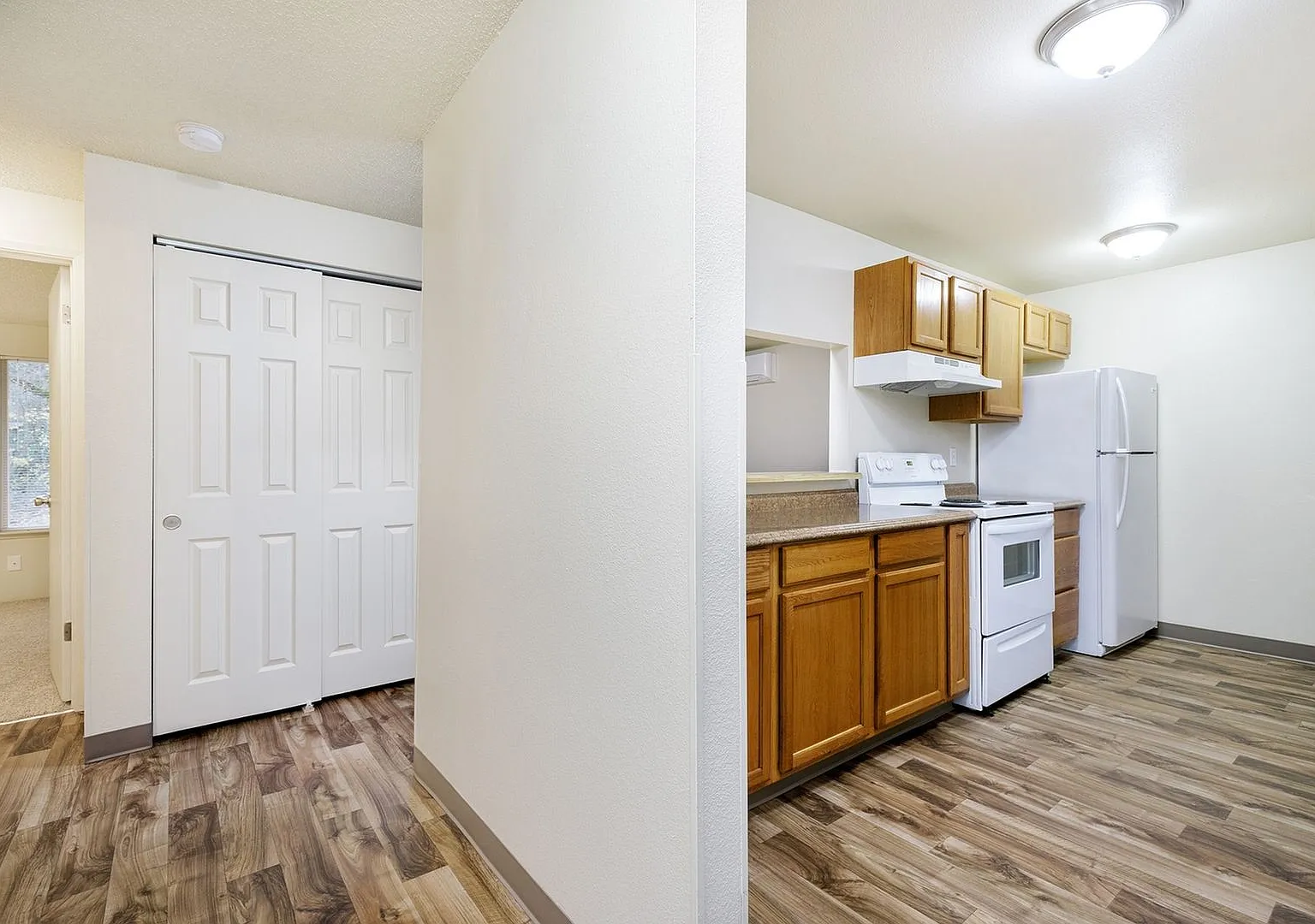25 Unit Apartment Complex | Mini-Split AC In All Units | On-Site Laundry | Washer And Dryer Hook-... — Photo 2