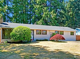 519 NW 205th St, Shoreline, WA 98177
