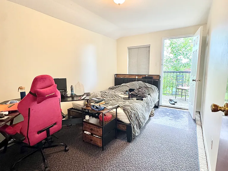 4650 Bedford Ave #3 — Photo 9