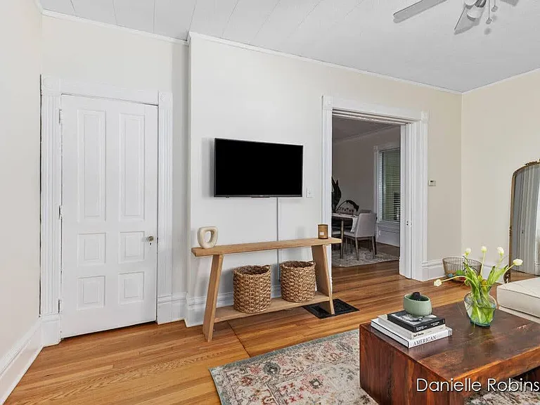 40 Union Ave NE #1 — Photo 5