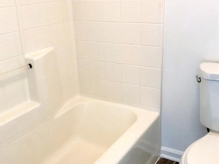 4924 Shallowford Cir — Photo 21