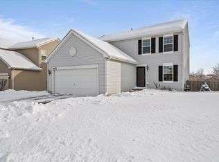 2471 Justin Ln, Hampshire, IL 60140