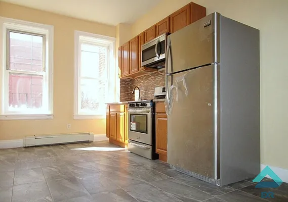 Rented by EXR | media 23