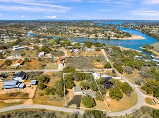 325 Sandy Harbor Dr, Horseshoe Bay, TX 78657