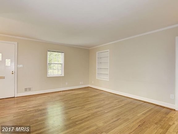 3rd image of 4418 Ambler Dr