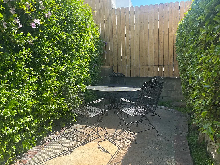 Tuscany Apartments — Photo 8