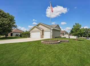 1223 Lakeview Pkwy, Buffalo, MN 55313