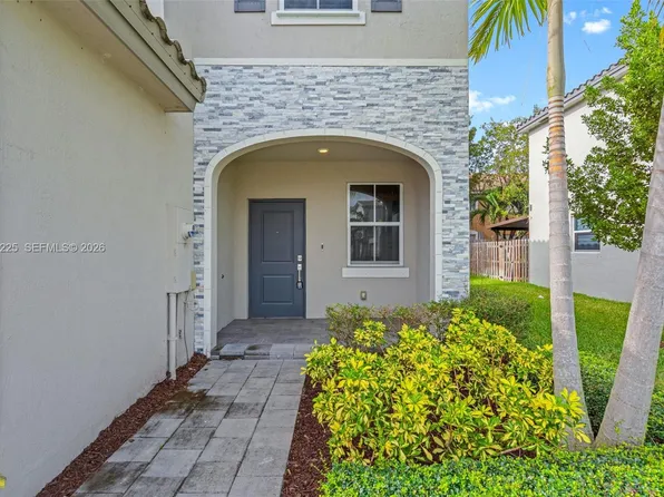 1100 SE 26th Ter, Homestead, FL 33035