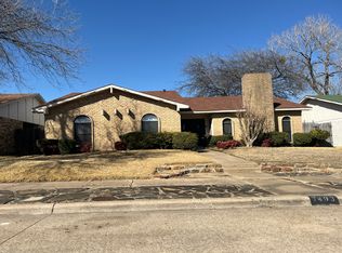 7403 Oakmore Dr, Dallas, TX 75249