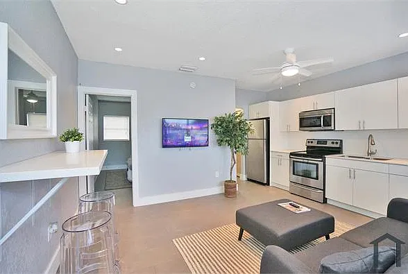 1 bed, 500 sqft, $1,650 — Photo 3