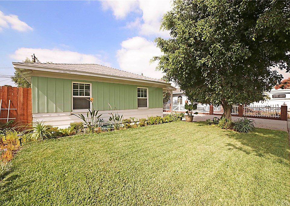 2nd image of 13009 Avonlea Ave