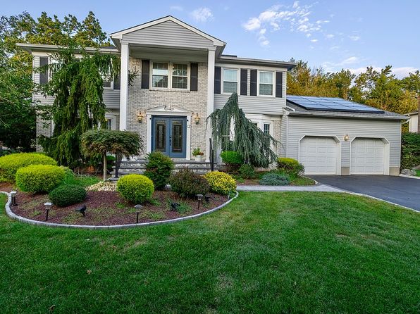12 Lenape Ln