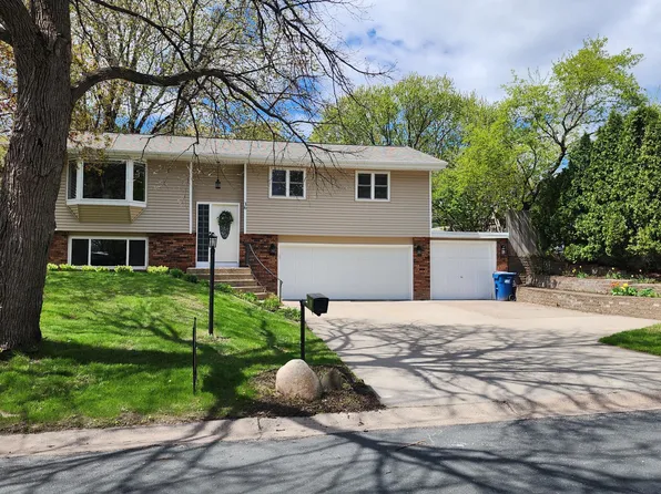 36 13th Ave SW, New Brighton, MN 55112