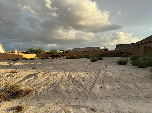 5081 Andover Ct, Pahrump, NV 89061