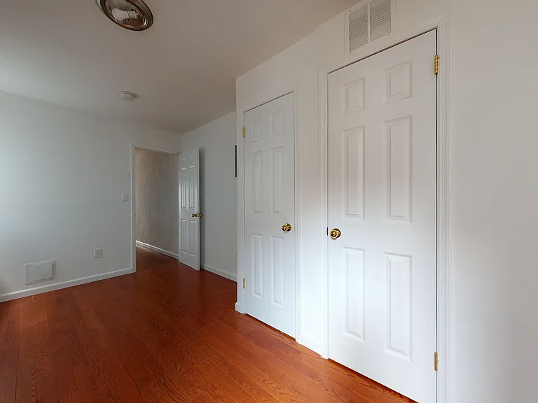 104 2nd Ave #7 — Photo 15